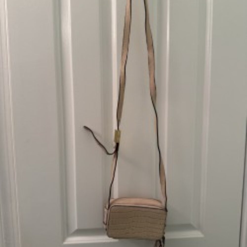 GILI Leather Purse - NEW in Box! - Picture 8 of 8